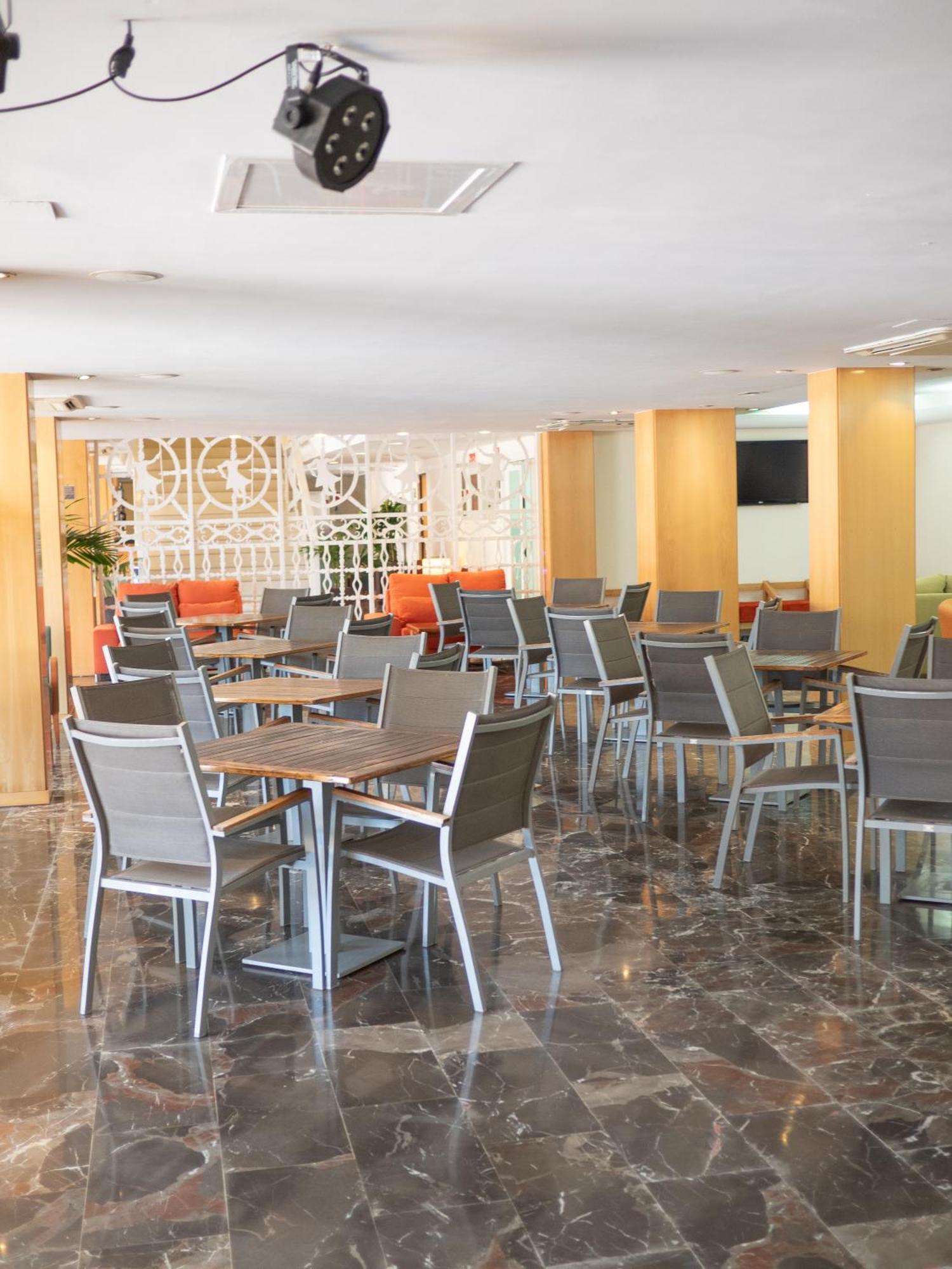 Moon Dreams Atlantic Hotel Es Cana